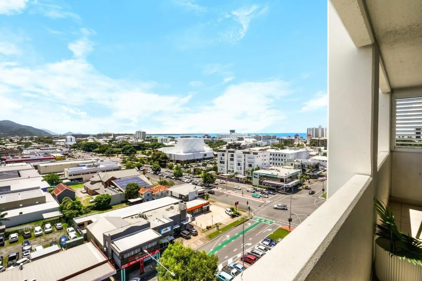 Twn Cairns Central Condo 1101 And 1102 Apartment