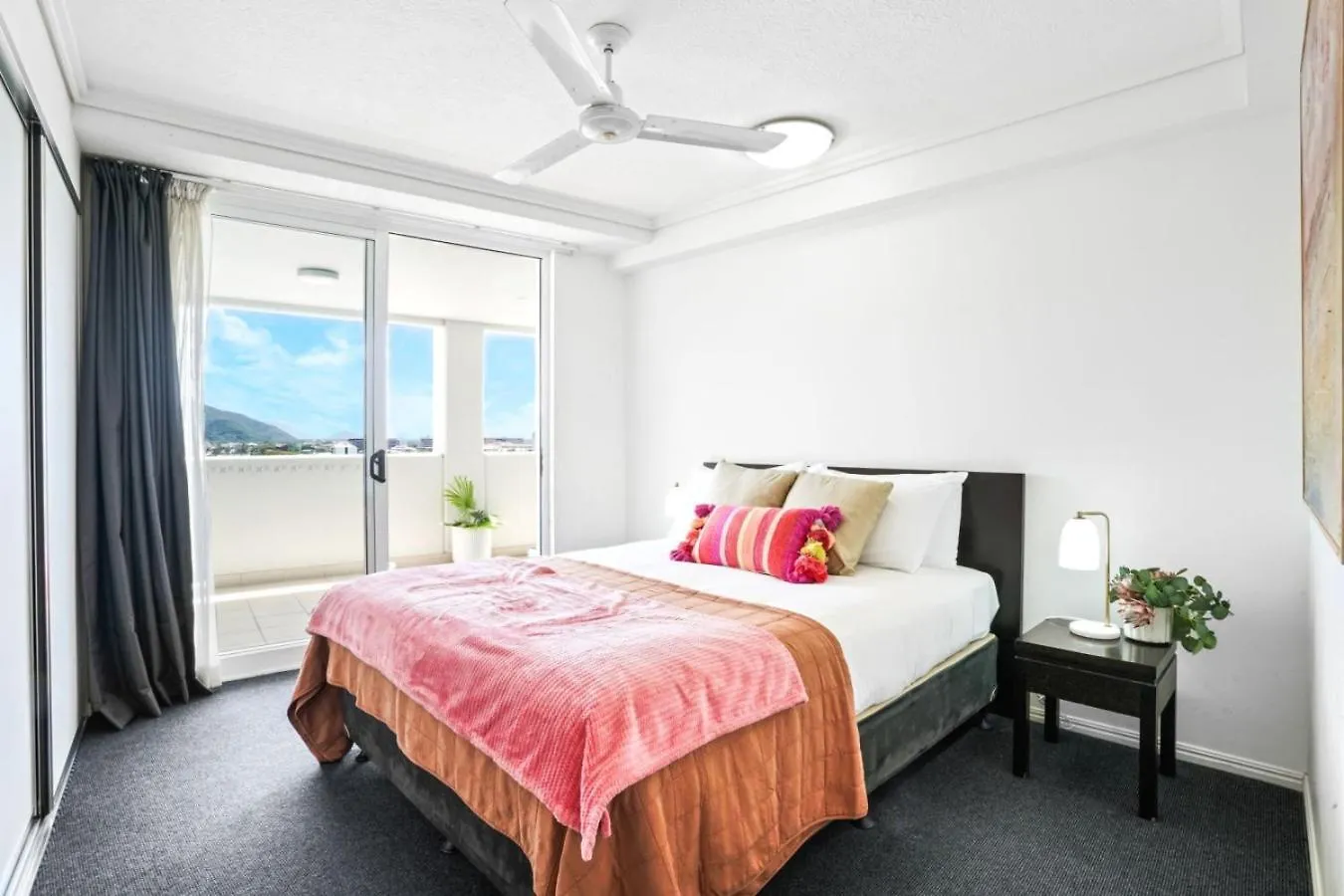 Twn Cairns Central Condo 1101 And 1102