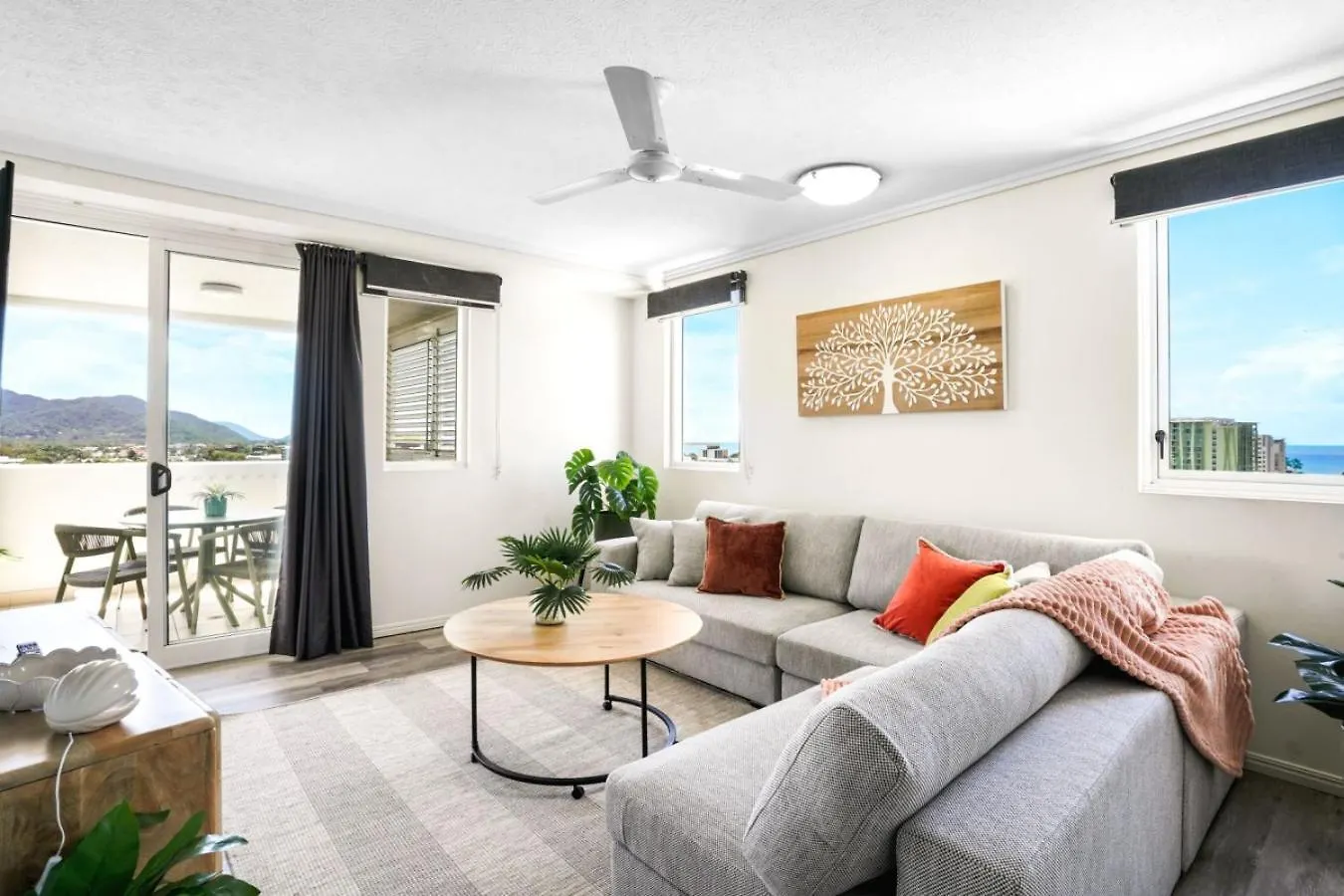 Twn Cairns Central Condo 1101 And 1102 Australia